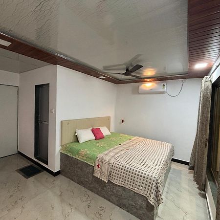 Sea Royal Rooms And Cafe Virar Exterior foto